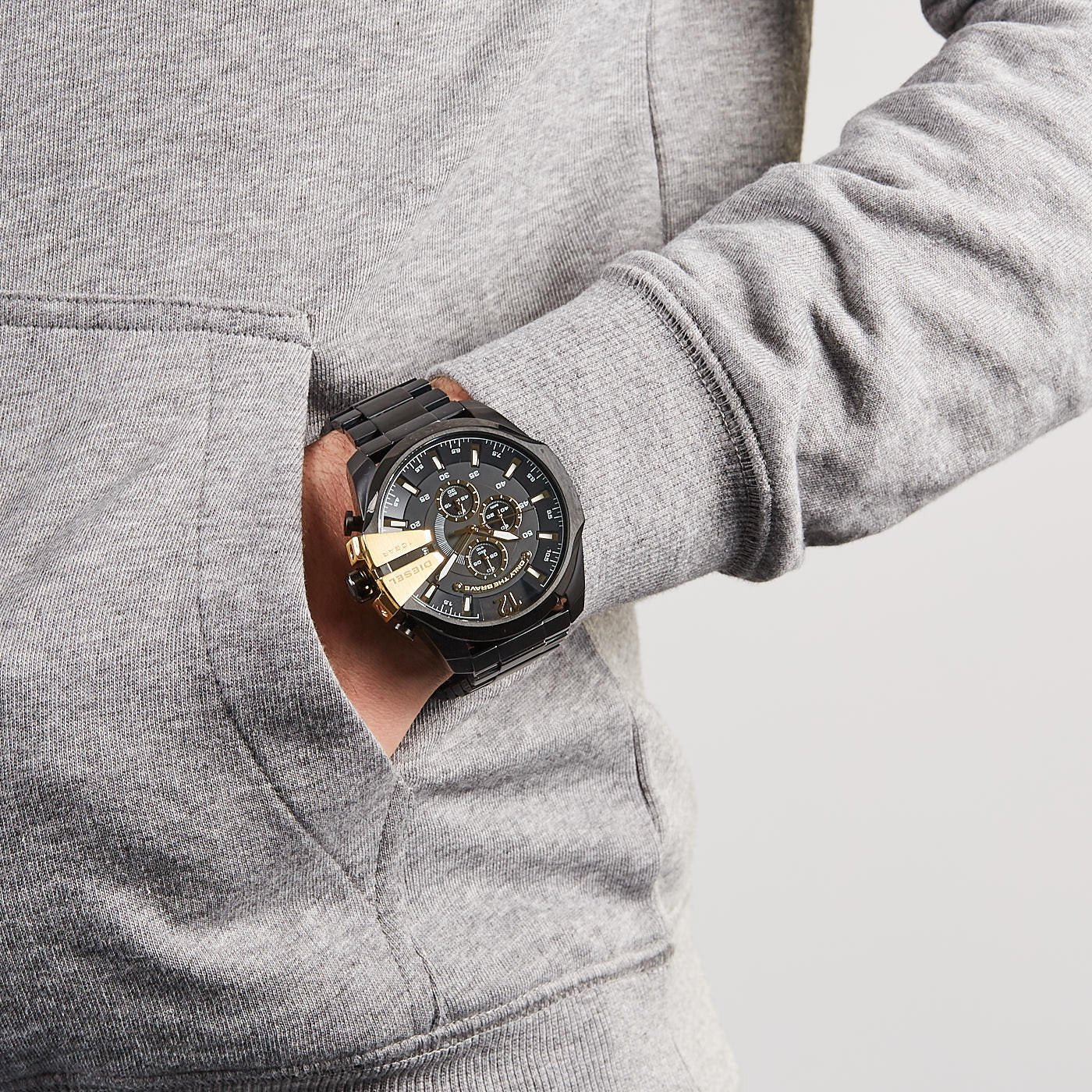 Diesel DZ4338 Mega Chief Chronograph Men's Watch – Black Dial & Black Stainless Steel Strap